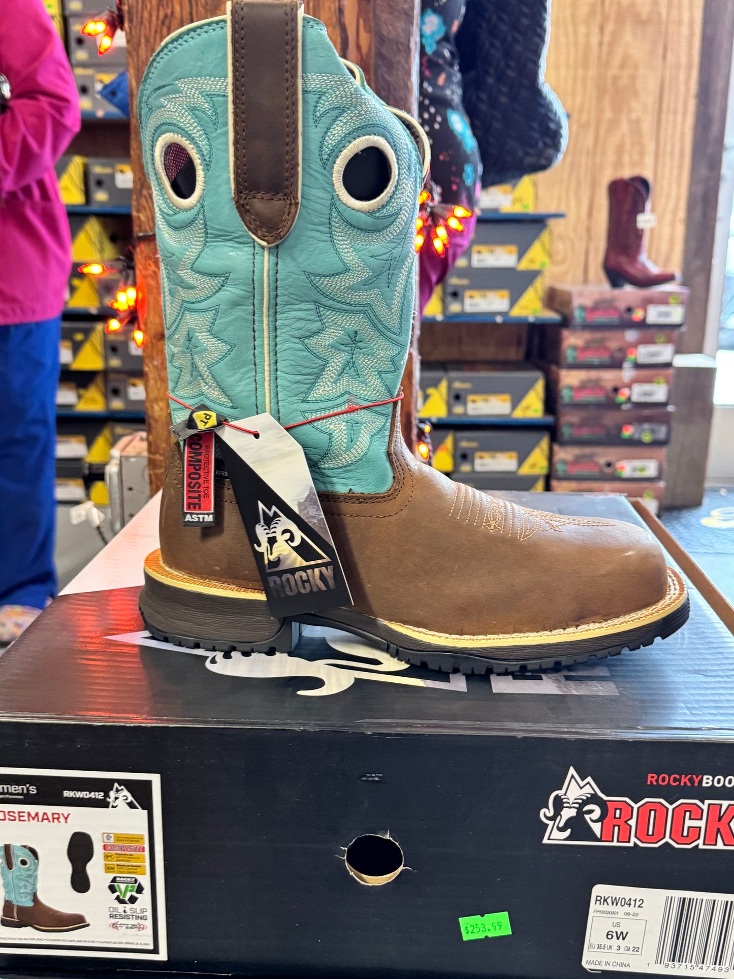 Rocky Woman’s Rosemary work boots