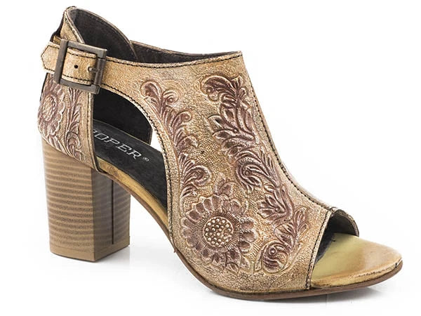 Roper Mika (Beige) - Women's Sandals