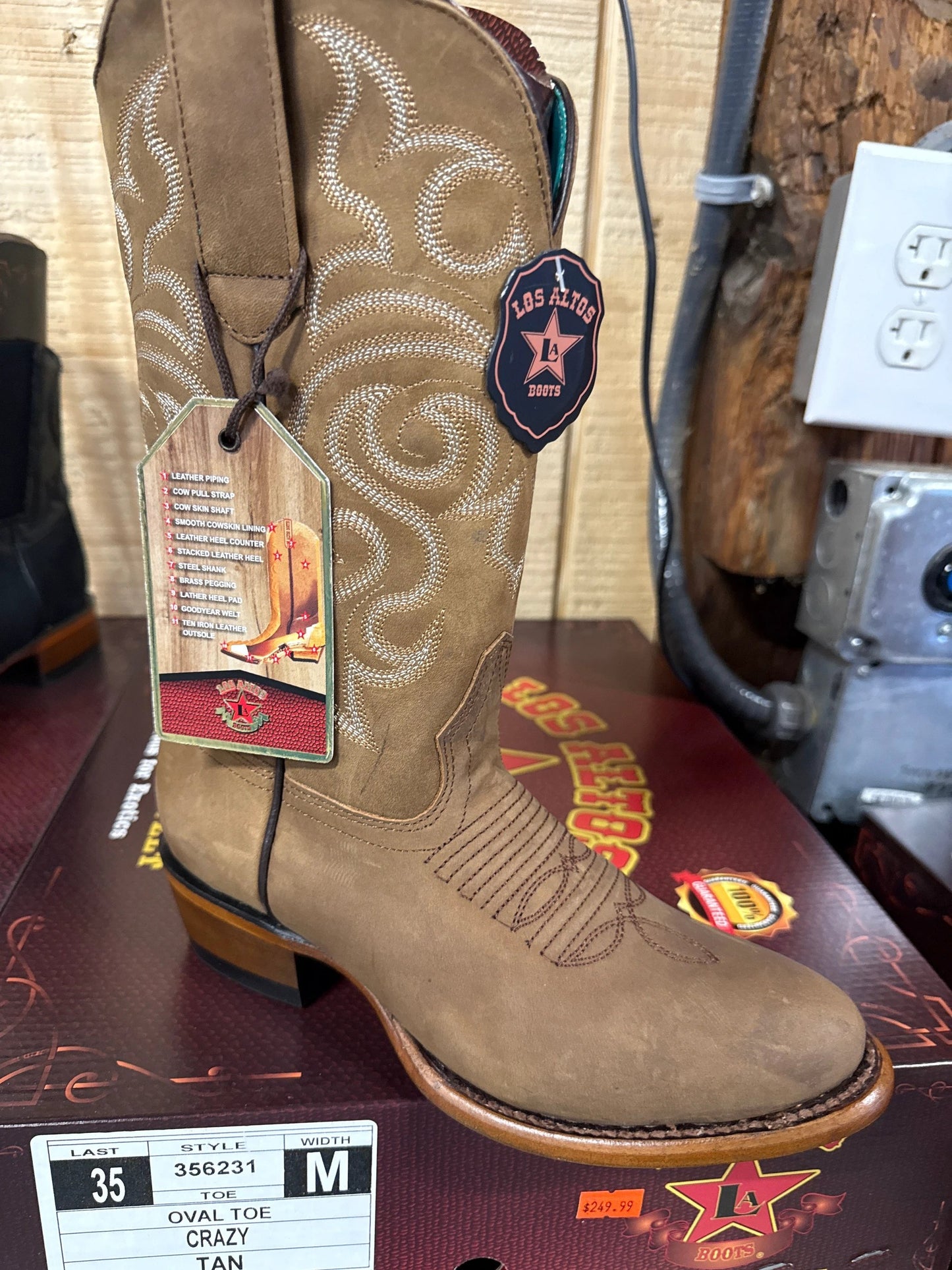 Los Altos Women Crazy Tan Oval Toe Handcrafted Western Cowboy Boots For Everyday Wear And All Day Comfort by Los Altos