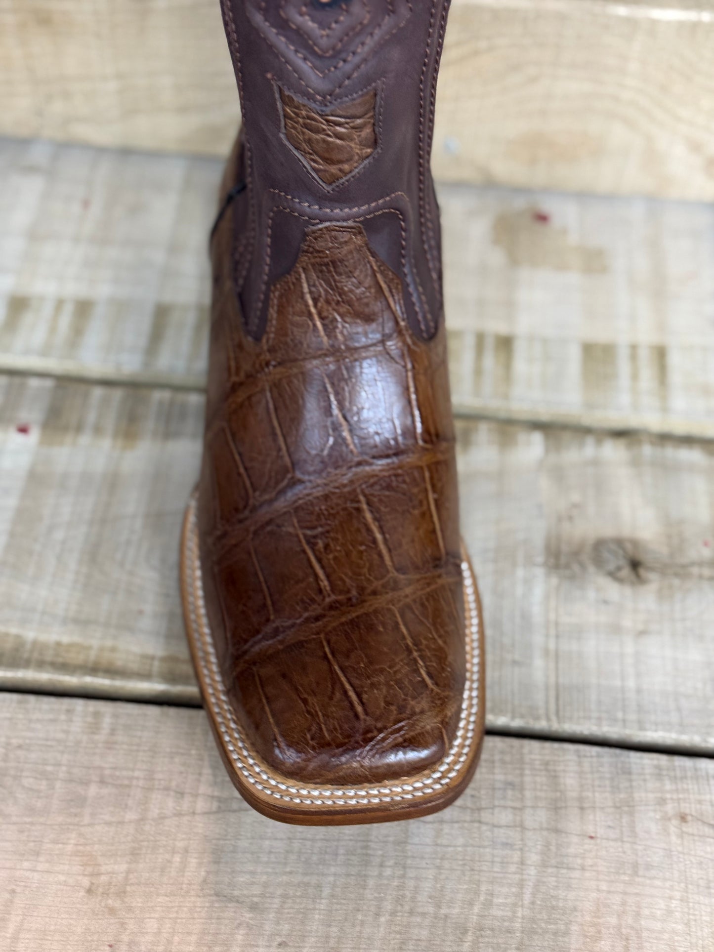 Exotic Los Altos Brown Alligator Wide Square Toe