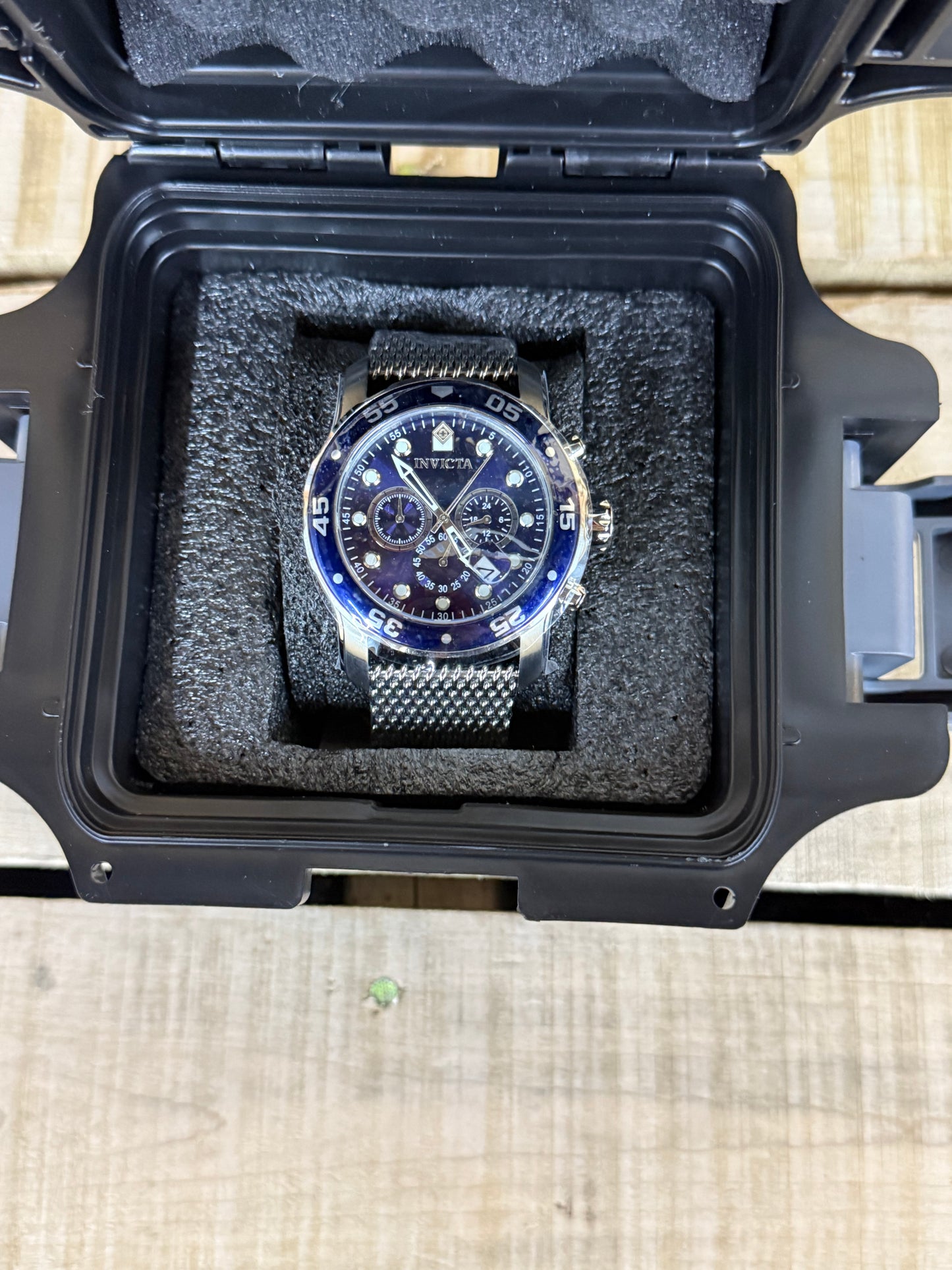 Invicta/ Chase Durer Watches/Sunglasses