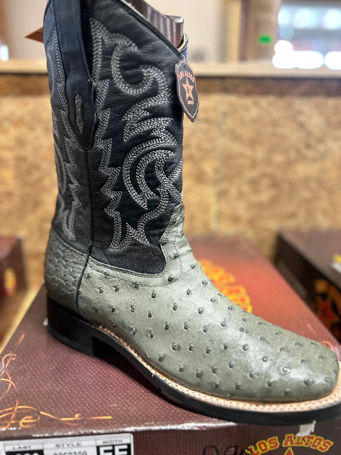 Exotic Los Altos Quilled Ostrich Boots With Wide Square Toe And Rubber Sole For Western Style by Los Altos