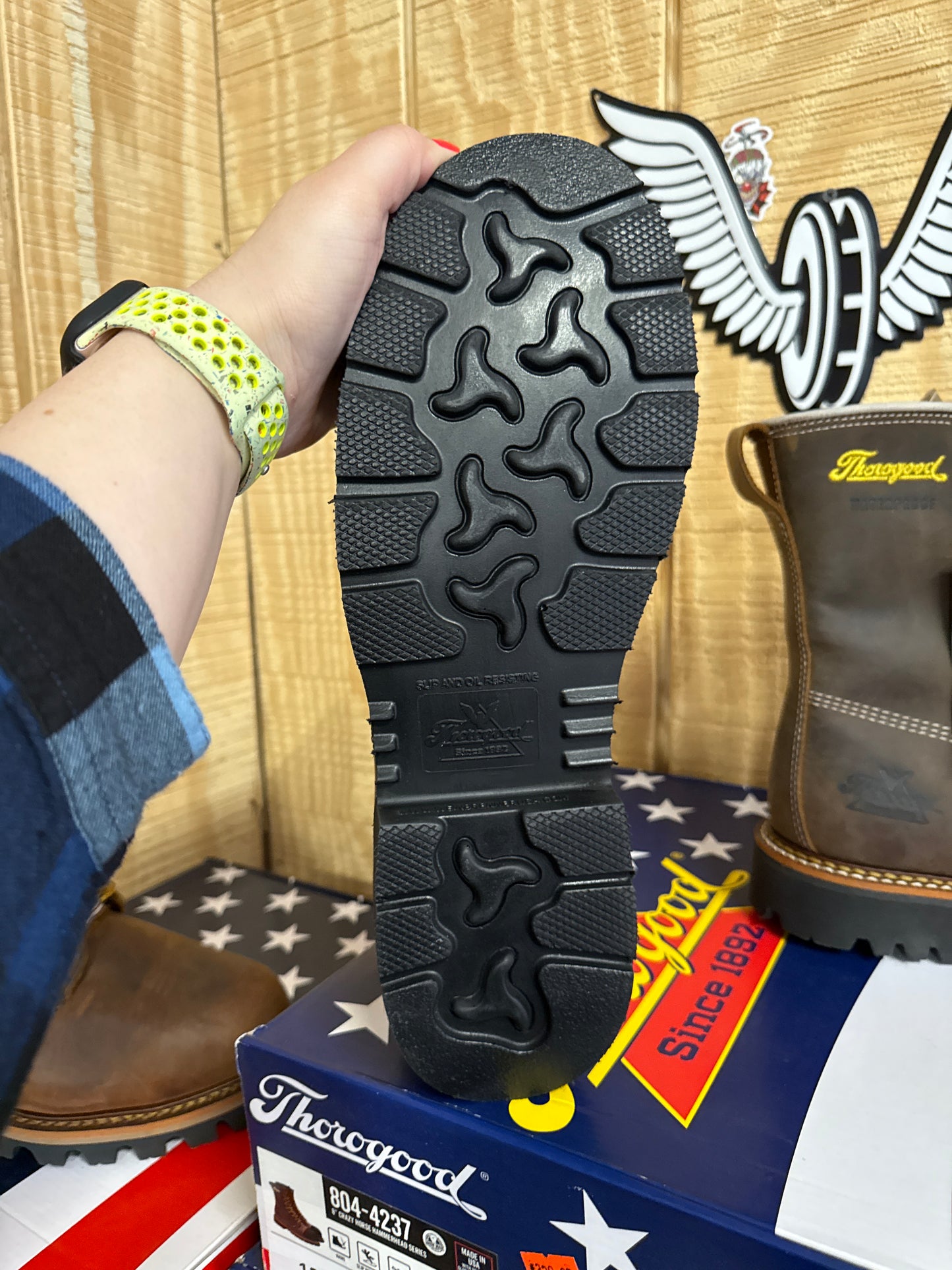 Thorogood Crazy Horse Hammerhead Series with Safety Toe/Toe Cap