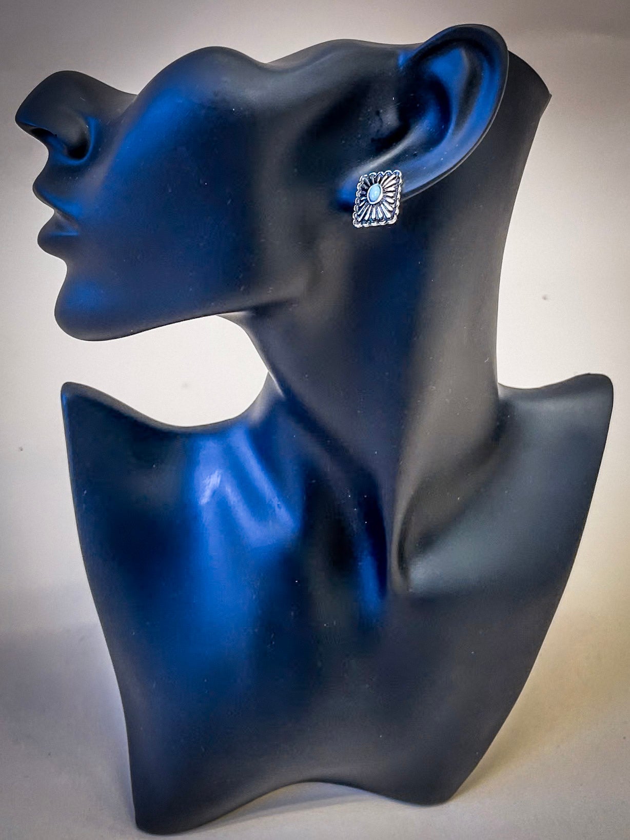 Windom Stud Dixie Fashion Earring - Silver