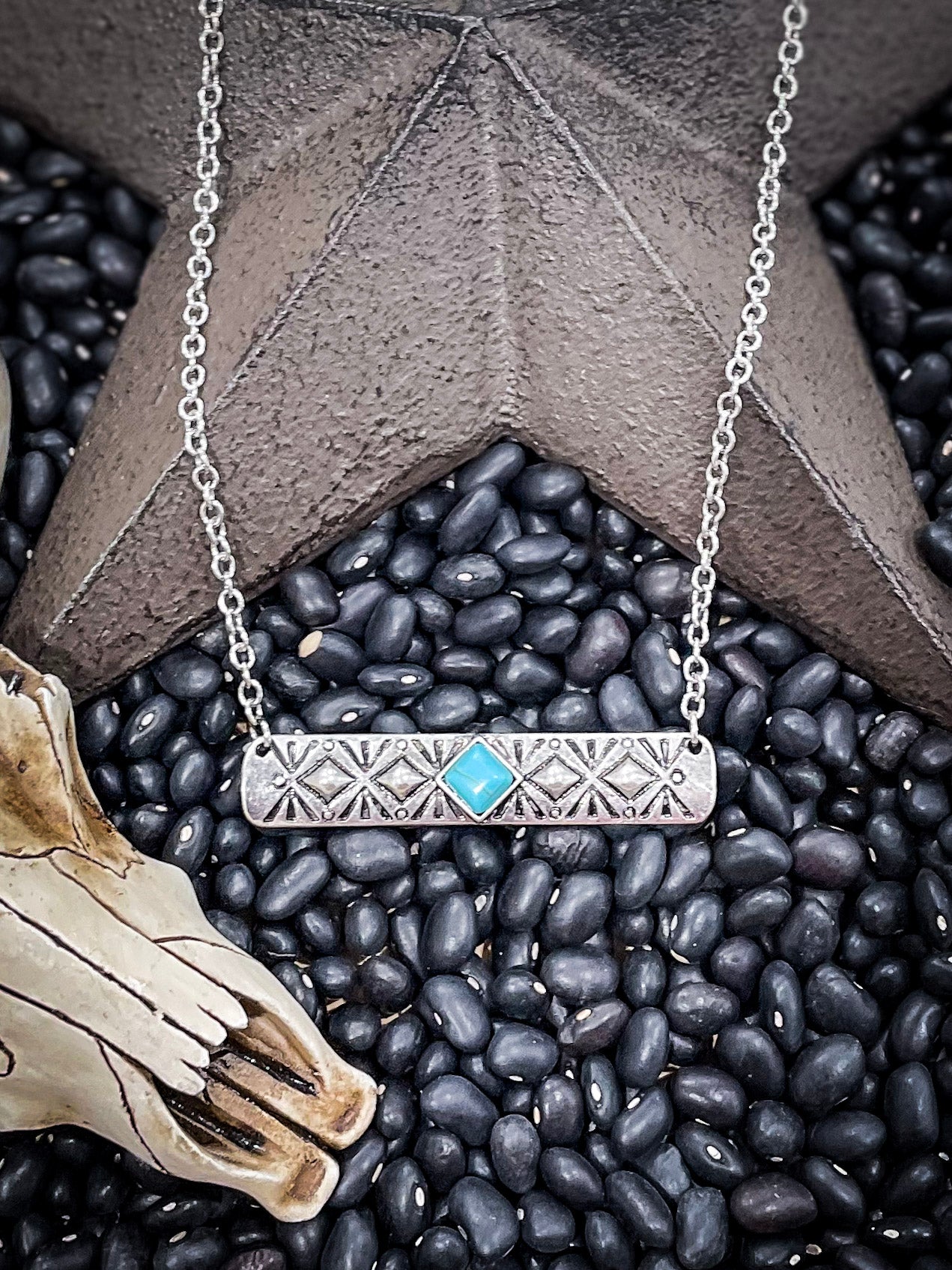 Taylor Bar Fashion Necklace
