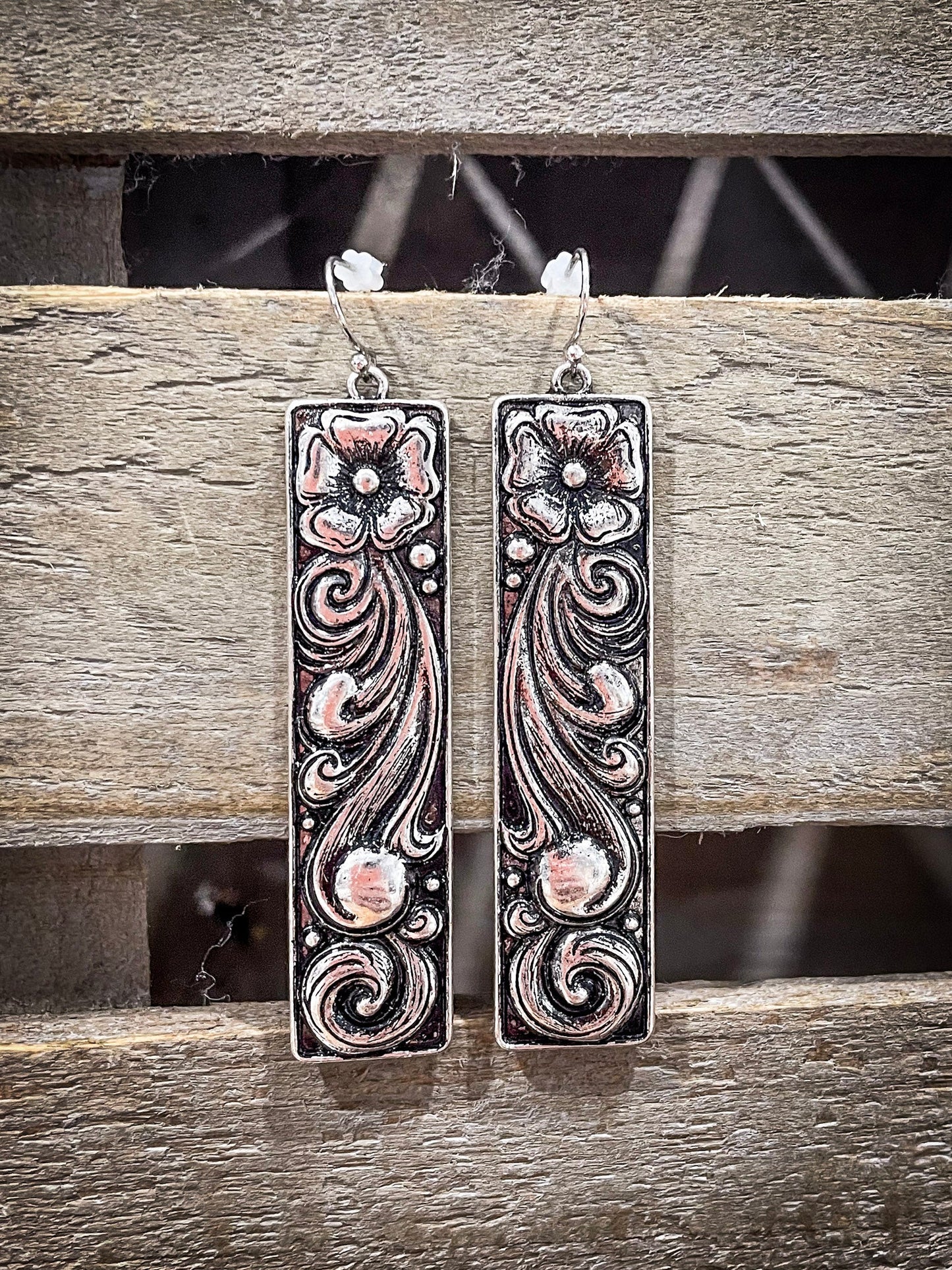 Dakota Dangle Fashion Earrings