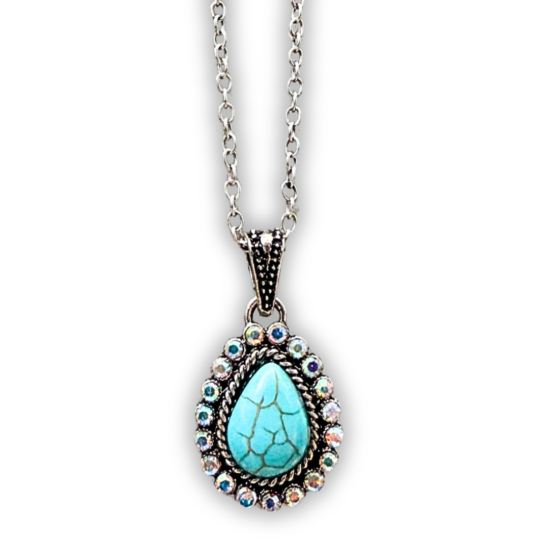 Kayla Pendant Fashion Necklace