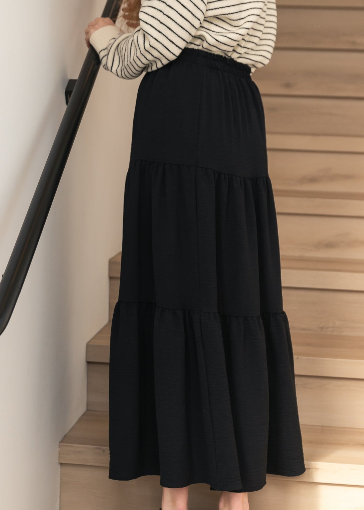 Jill Stretch Waist Tiered Maxi Skirt
