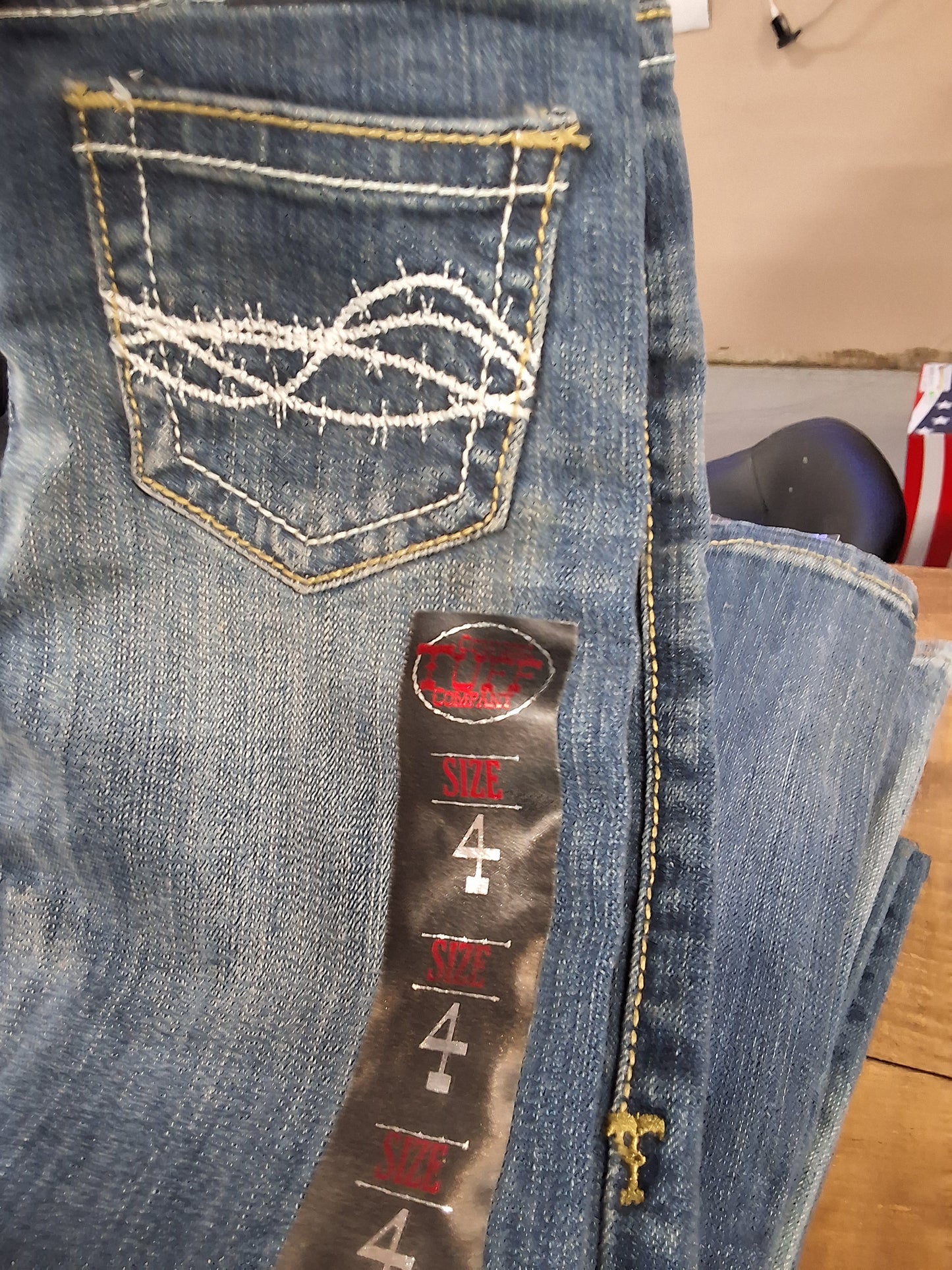 Cowgirl Tuff Women's/ Girls Jeans Don't Fence Me In