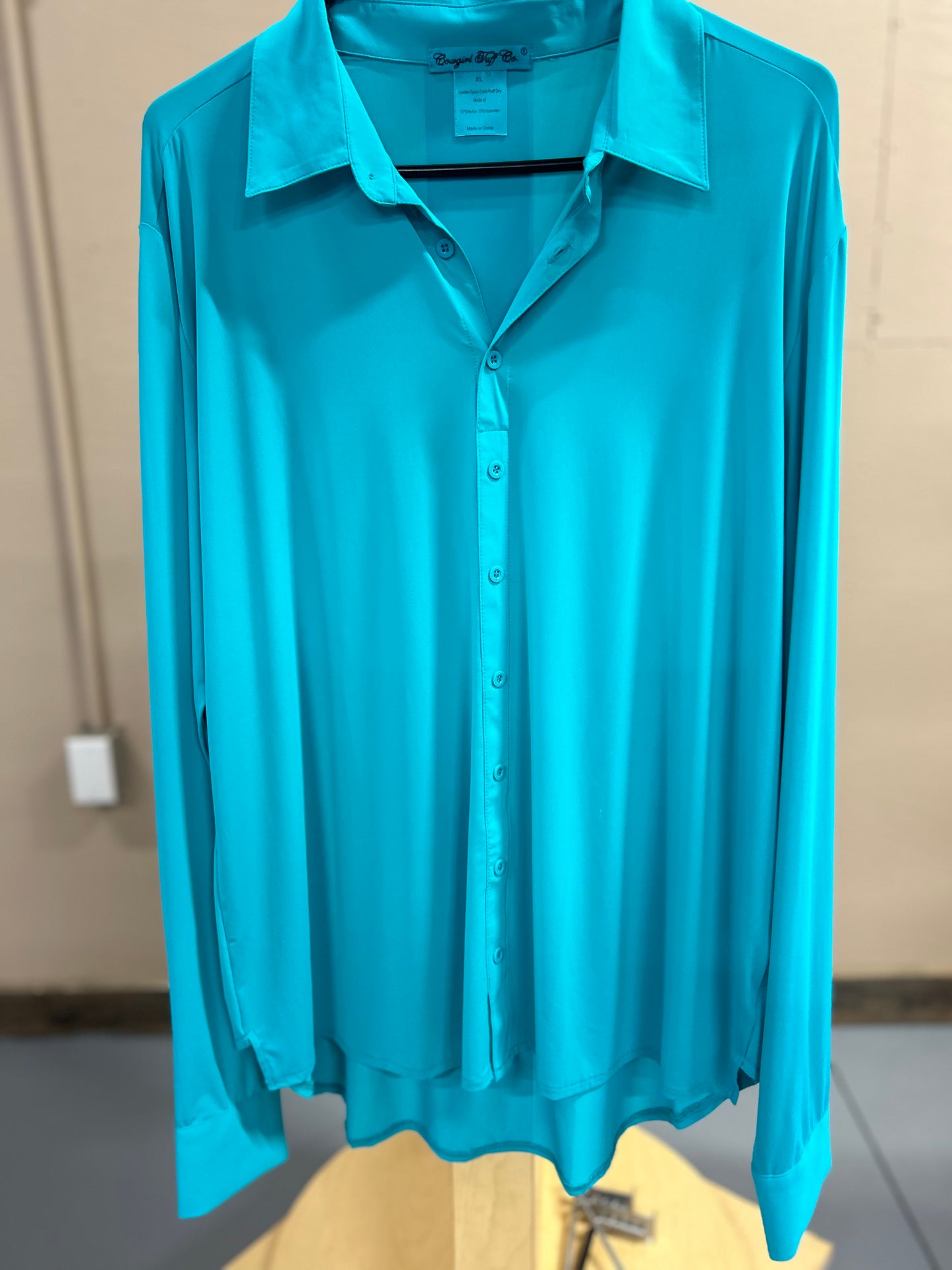 Cowgirl Tuff 4 Way Stretch Button Up