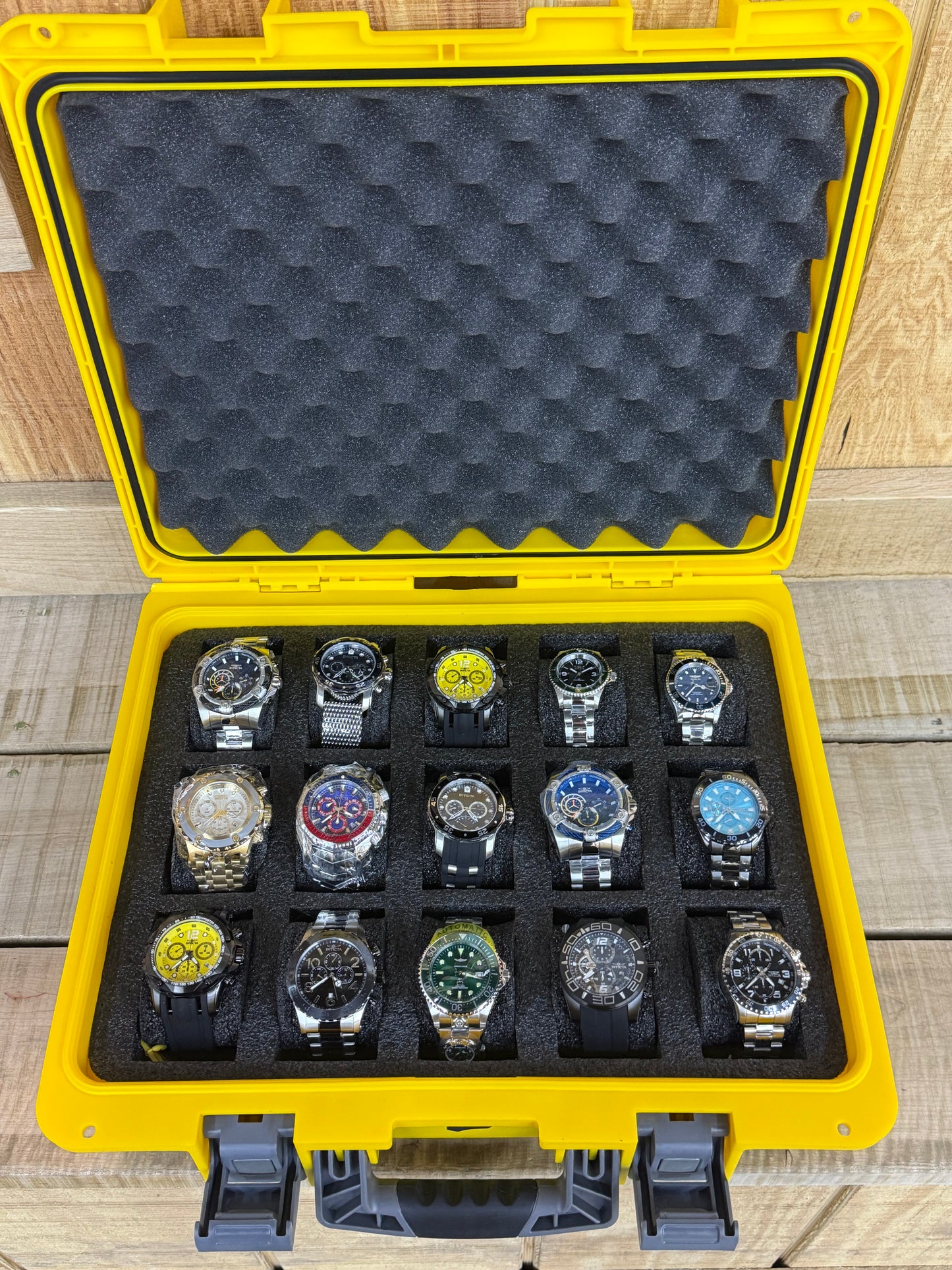 Invicta/ Chase Durer Watches/Sunglasses