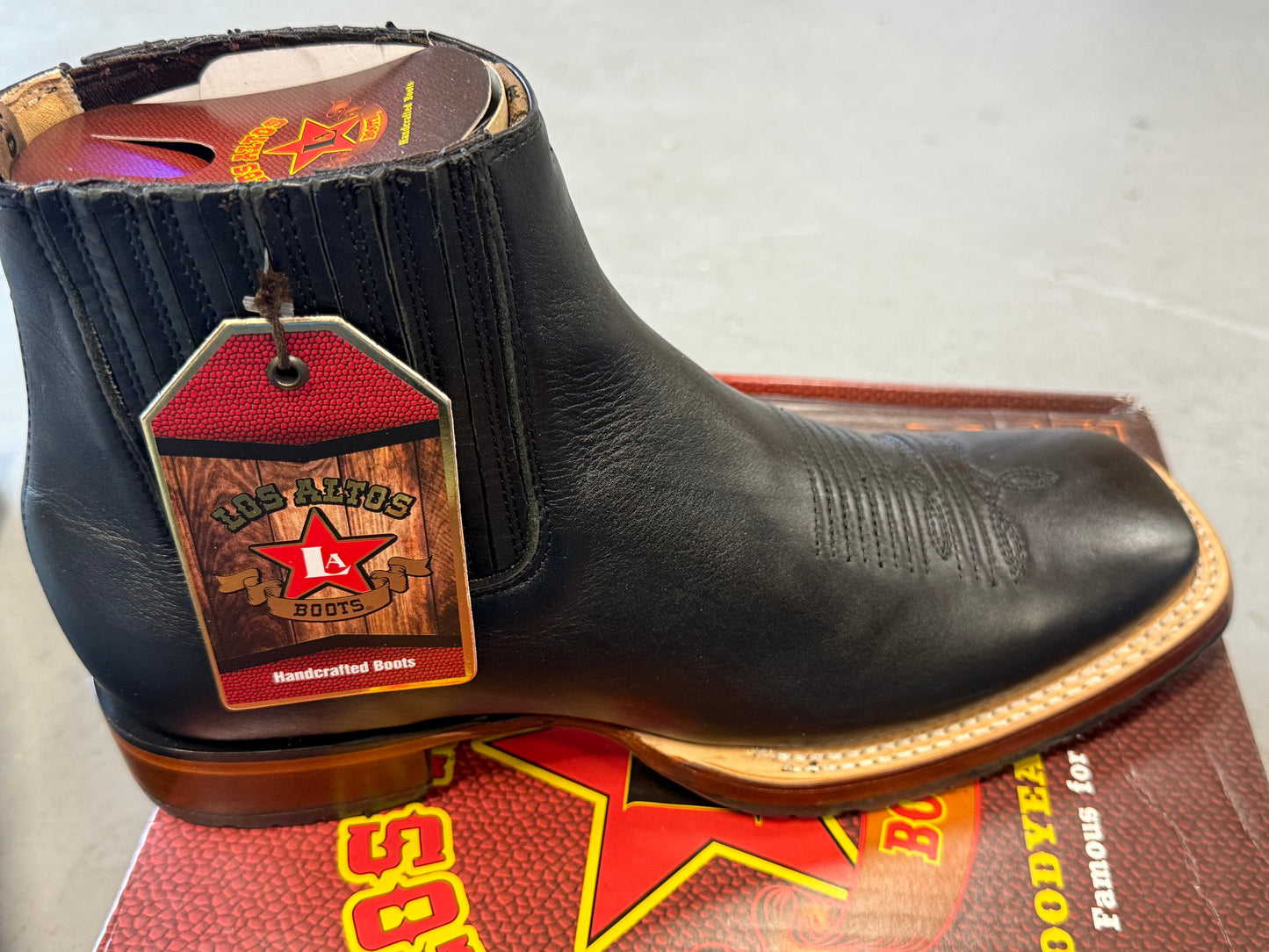 Los Altos Belmont Black Short Square Toe Men’s Boot Rubber Sole