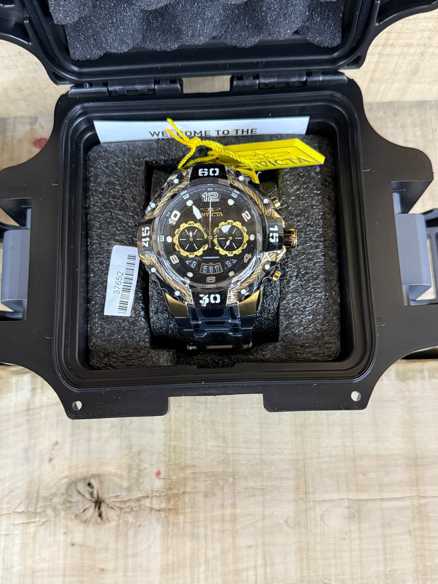 Invicta/ Chase Durer Watches/Sunglasses