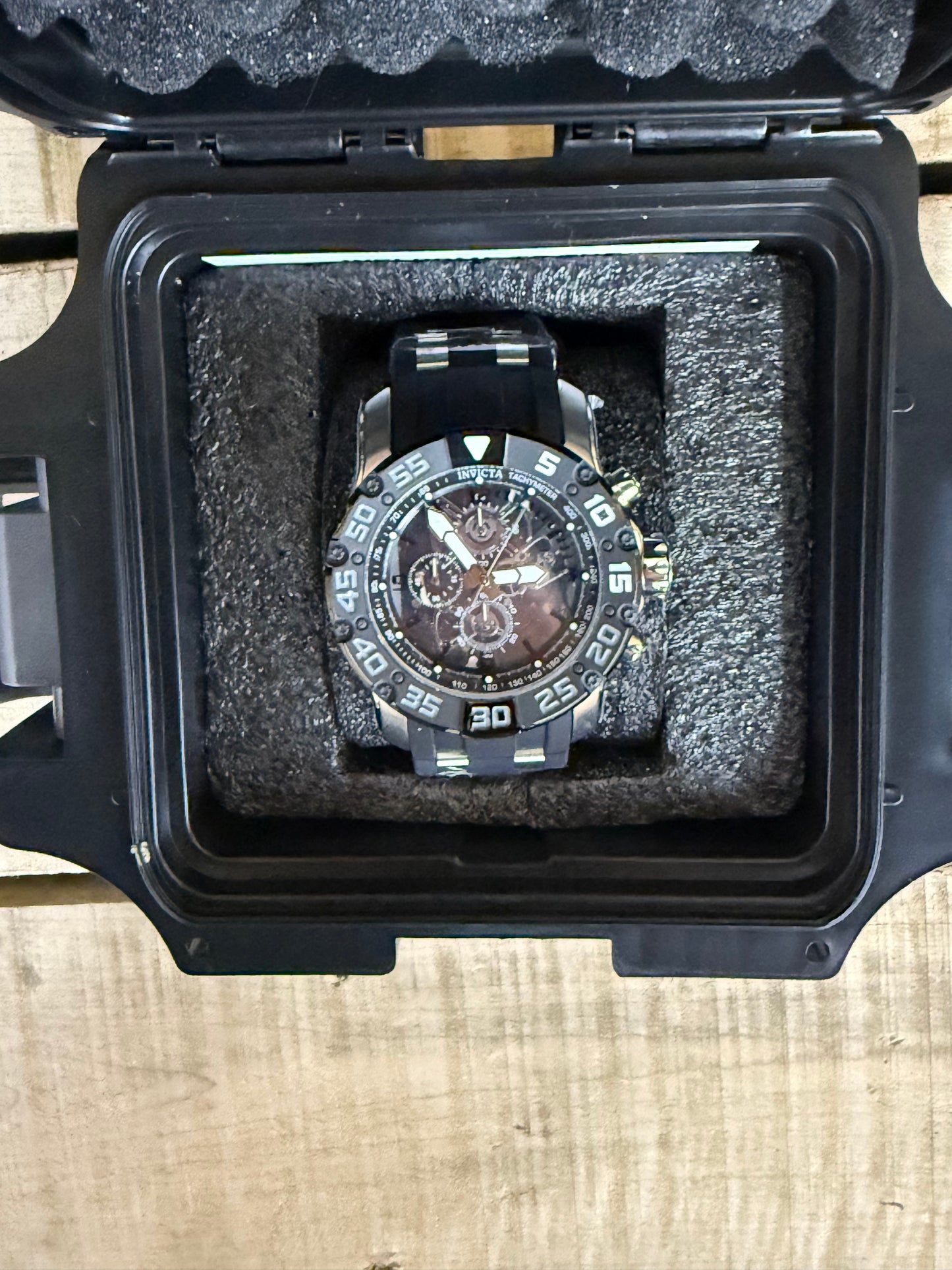 Invicta/ Chase Durer Watches/Sunglasses
