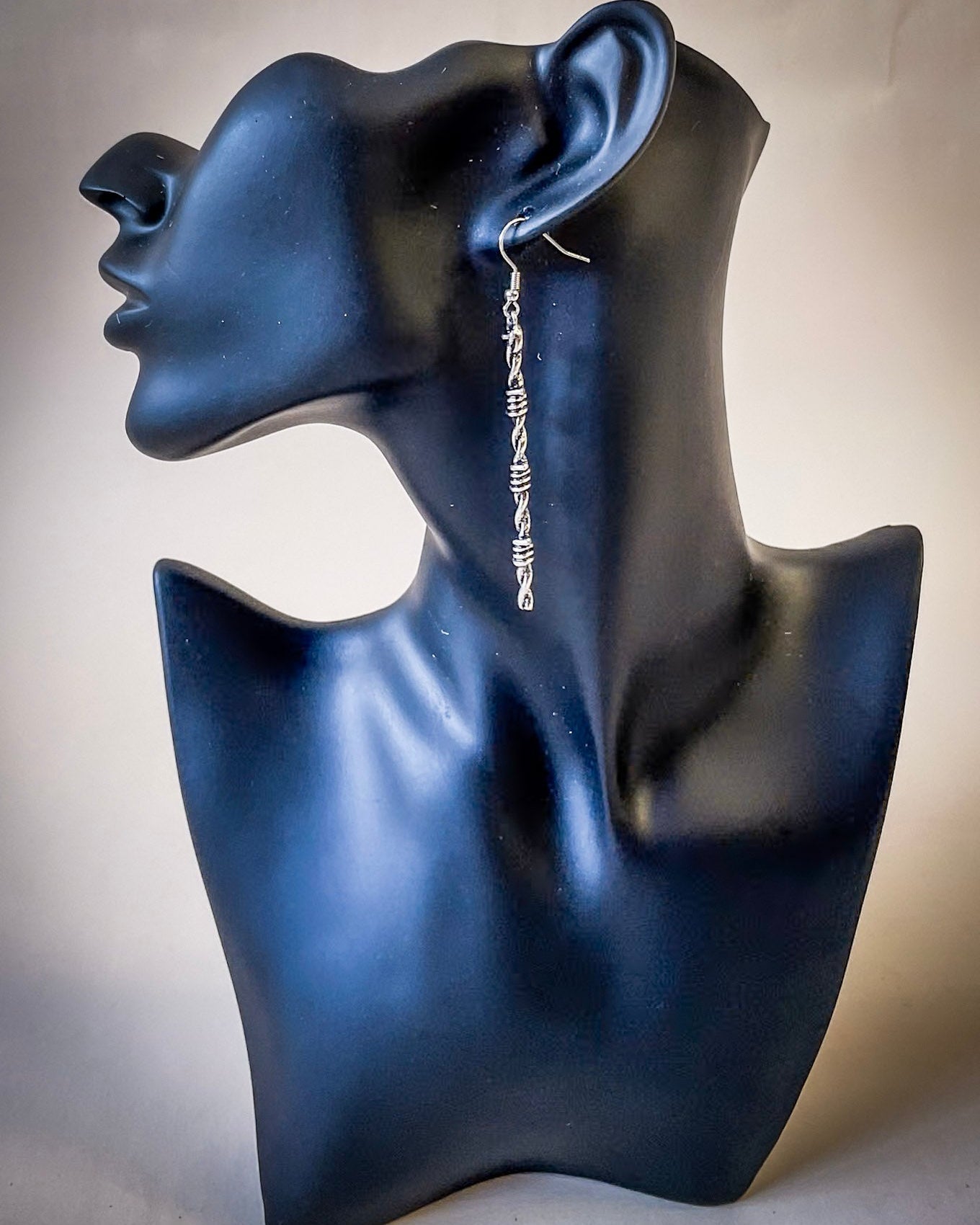 Wire Dangle Fashion Earrings - Silver