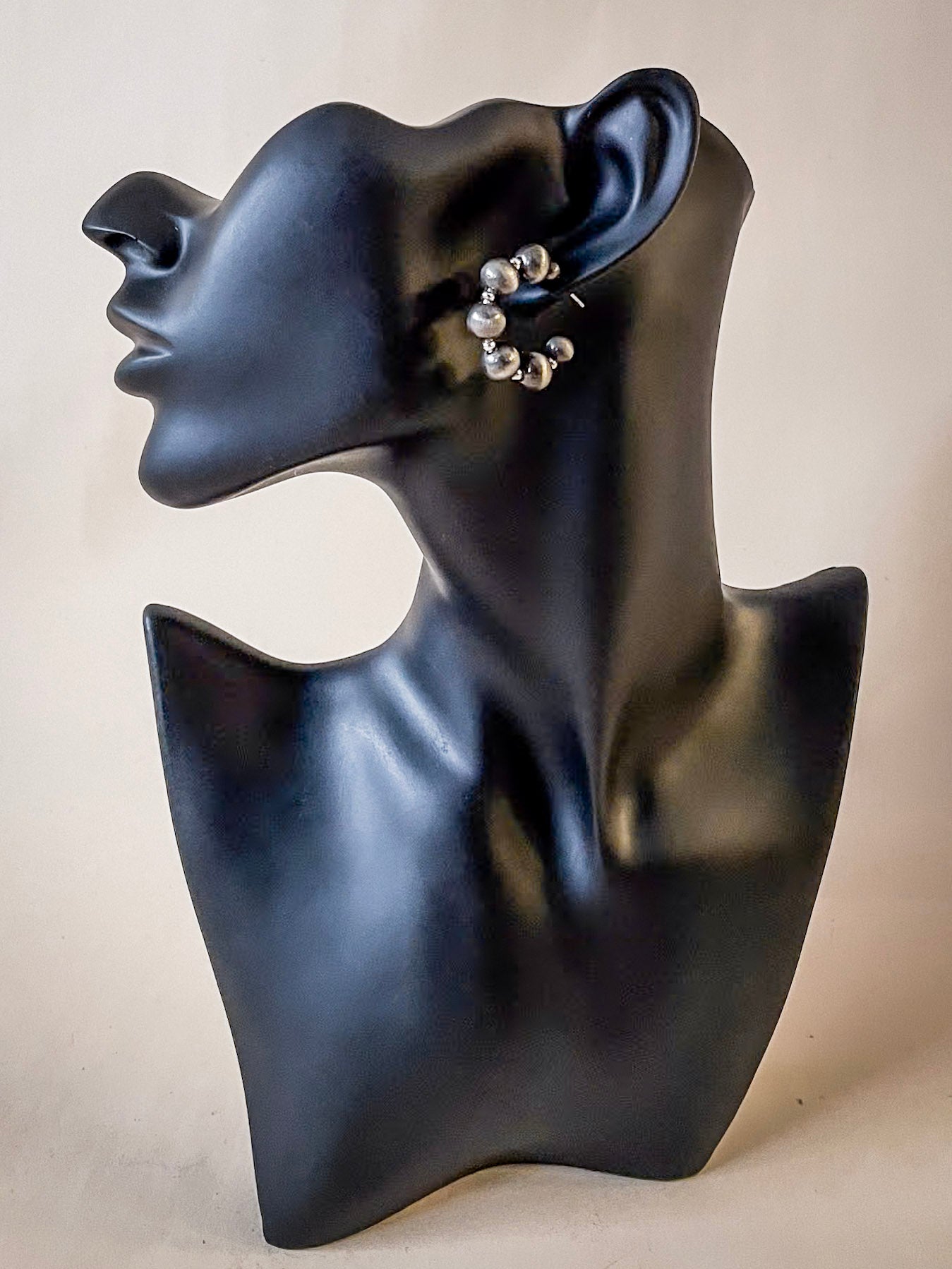 Betsy Navajo Style Pearl Semi Fashion Hoops - Silver