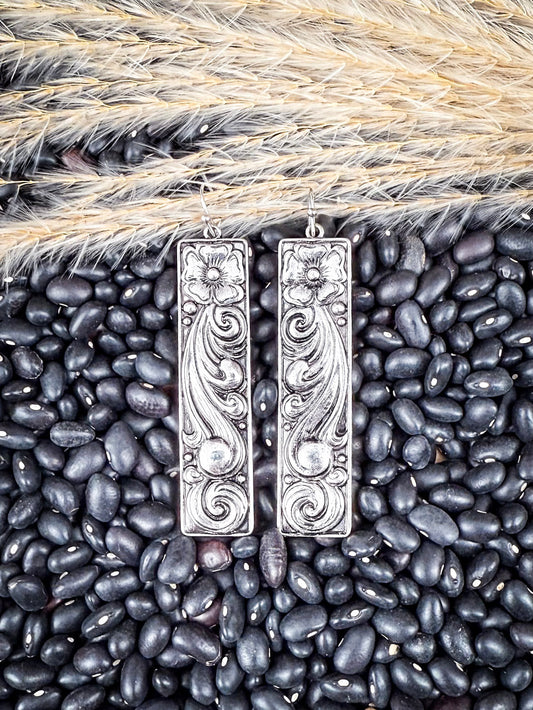 Dakota Dangle Fashion Earrings