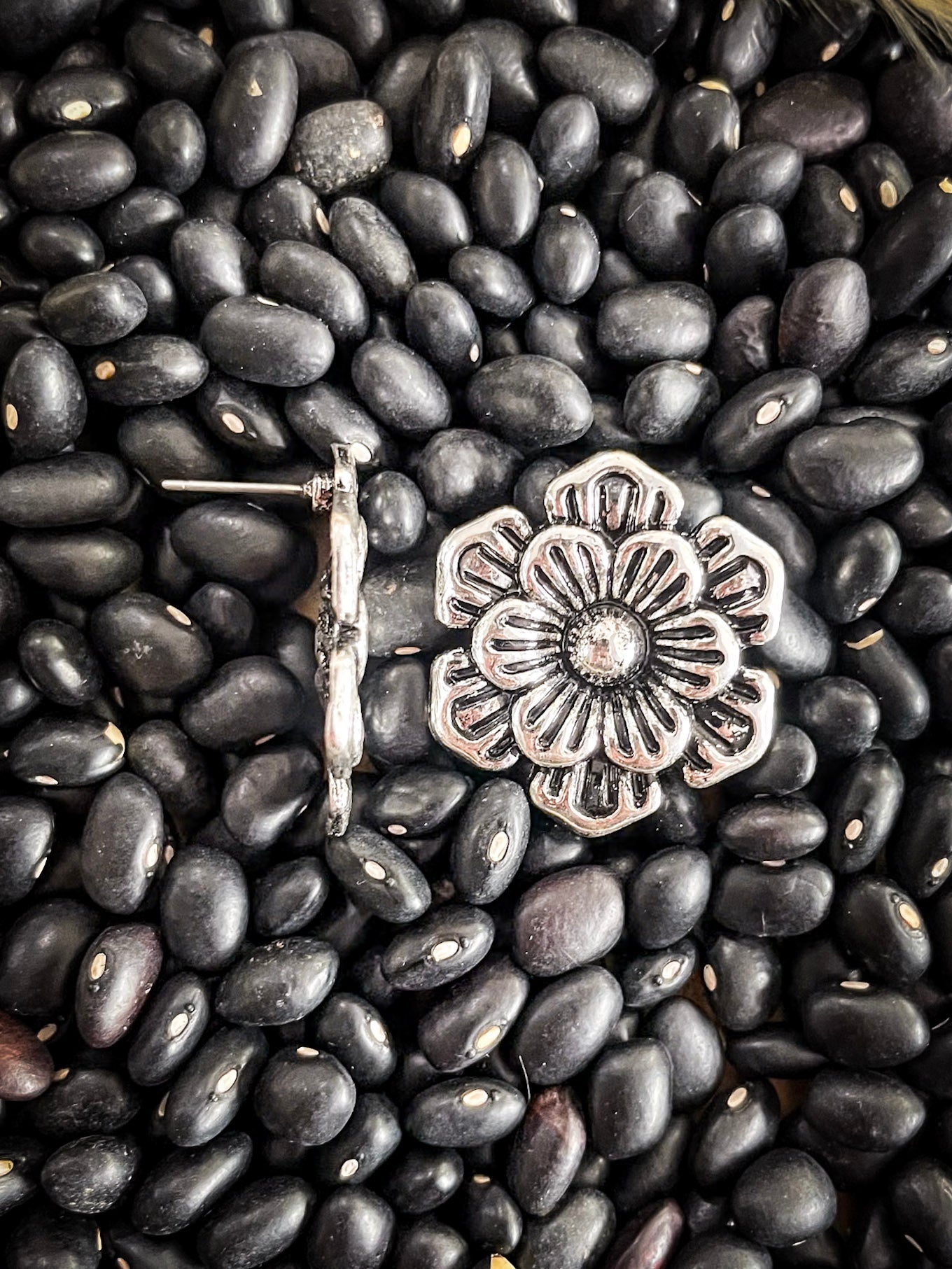 Lore Flower Stud Fashion Earrings