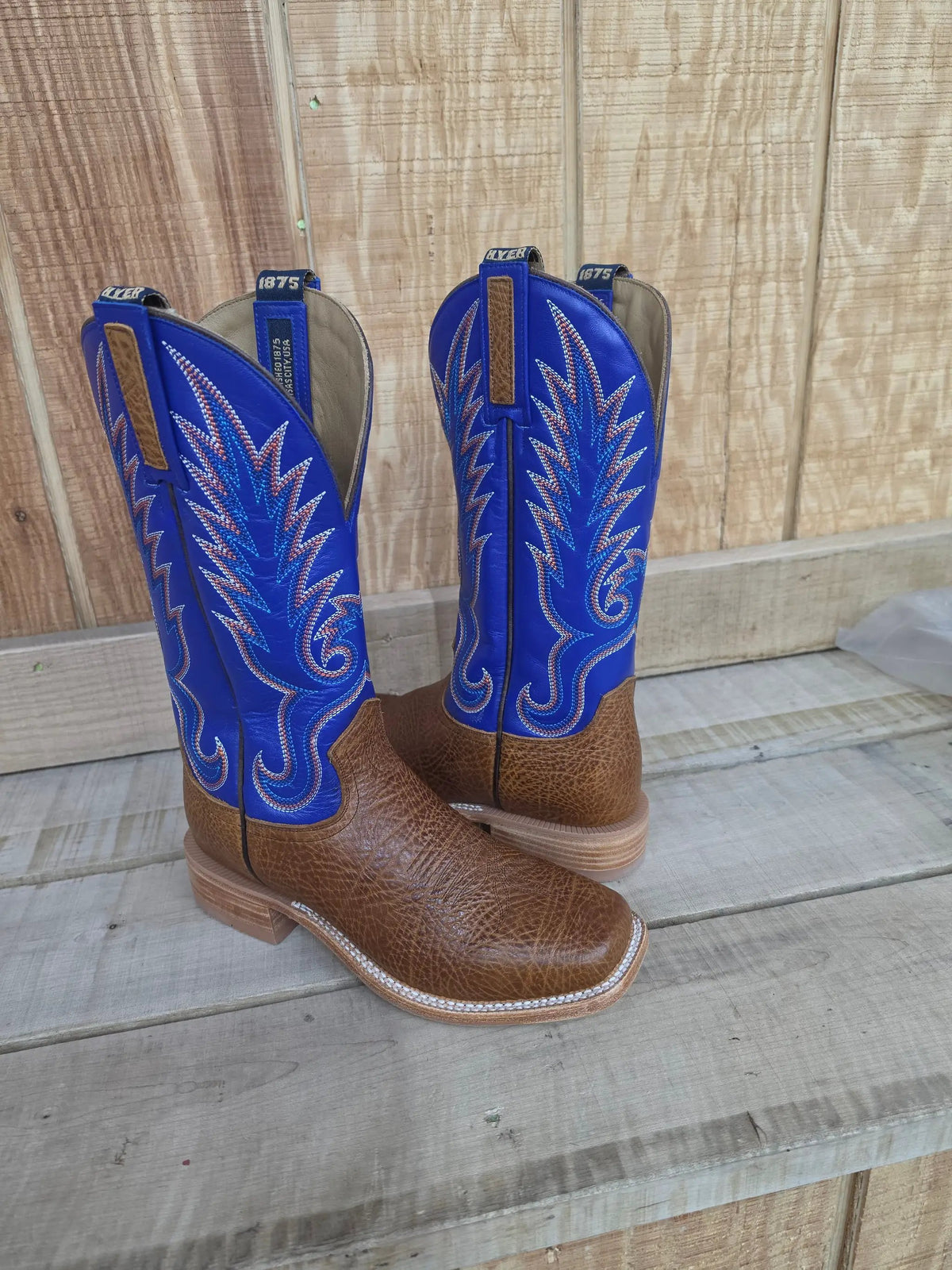 HYER Kincaid by Wild West Outfitters